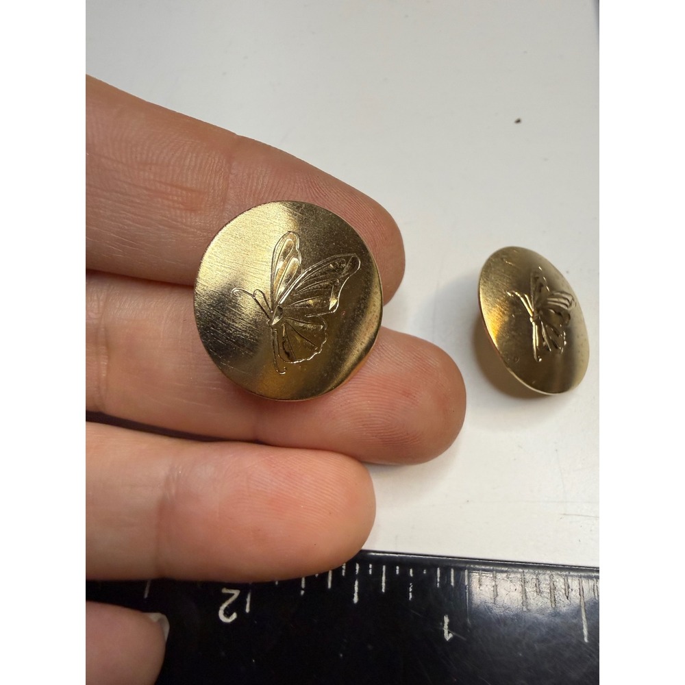 Gold Tone Butterfly Etched Round Stud Earrings Brushed Metal Nature Jewelry